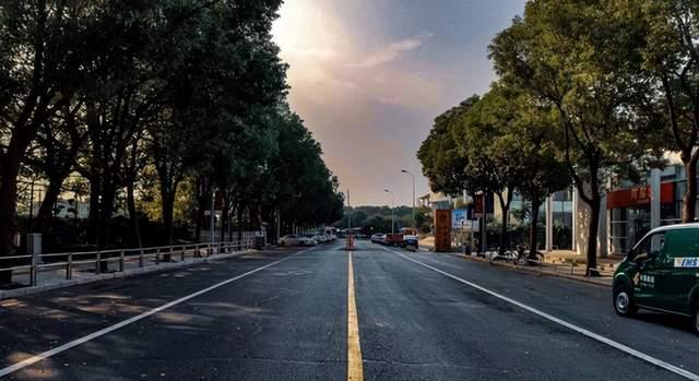 金融是本故事書_上海金融學院是幾本_金融是本故事書下載