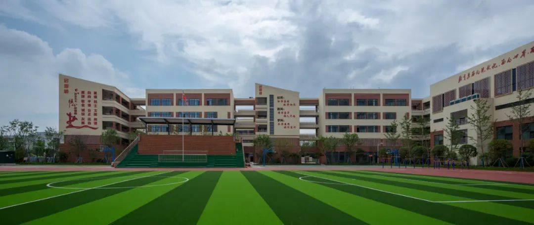 一中和鐘英中學哪個好_南京鐘英中學學區房_南京一中初中部和鐘英