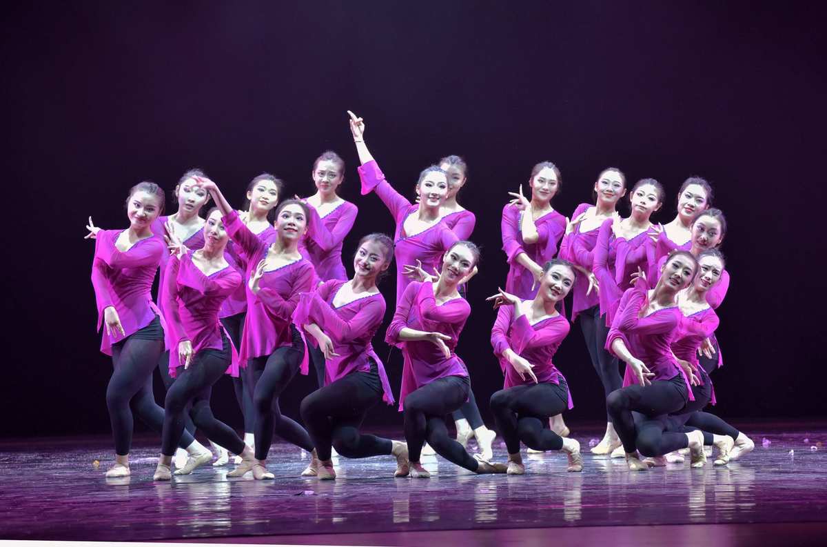 廣東舞蹈戲劇職業(yè)學(xué)院舞蹈視頻_廣東舞蹈學(xué)校_廣東舞蹈戲劇職業(yè)技術(shù)學(xué)院貼吧