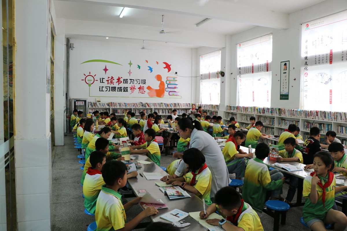 瑤海區少兒藝校是公辦學校和行知小學_合肥少兒藝校和行知小學哪個好_行知藝術學校