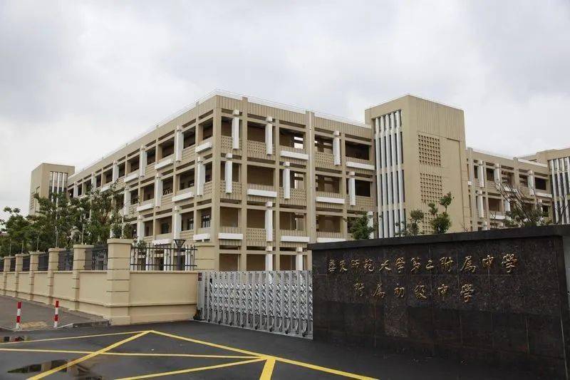 上海小學人數統計_上海市重點小學班級人數_上海小學人數