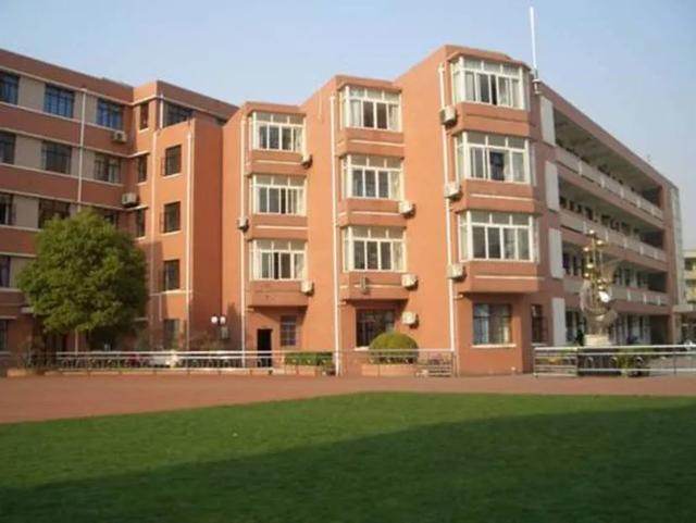 上海市重點小學班級人數_上海市重點小學班級人數_上海市重點小學班級人數
