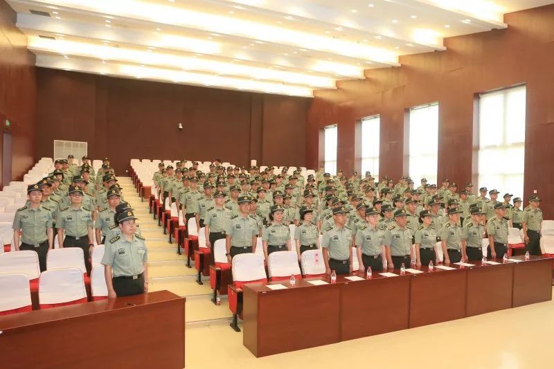 國防大學(xué)出來什么軍銜_國防軍銜大學(xué)出來能干什么_國防軍銜大學(xué)出來干什么