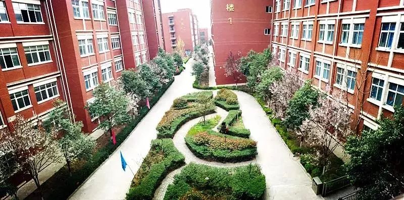 湖濱中學與市一中_湖濱中學新初一名單_一中中學湖濱市校區地址