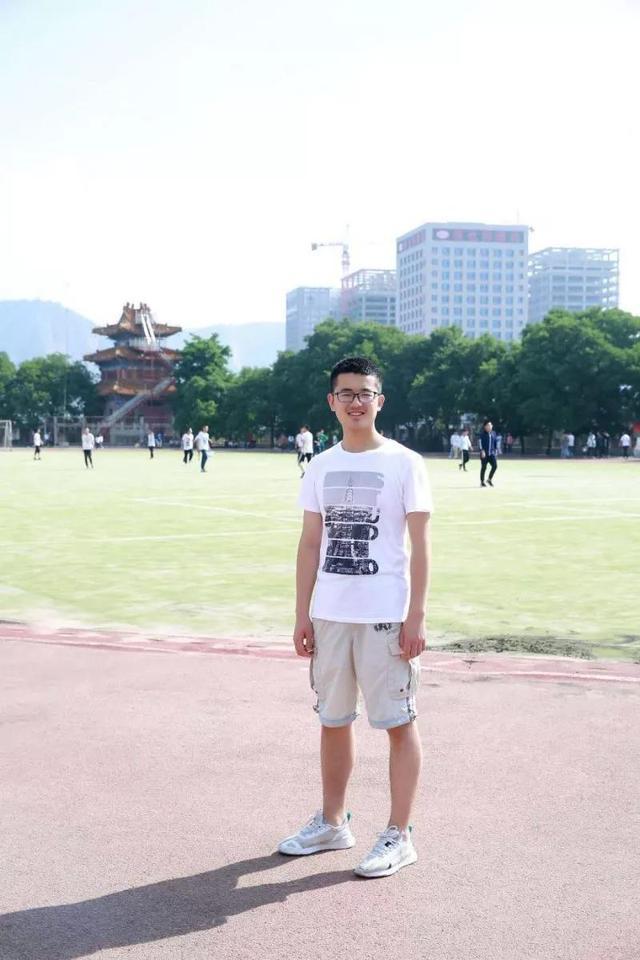 北大醫學院二本專業_北大醫學部二本_北京大學醫學部二本