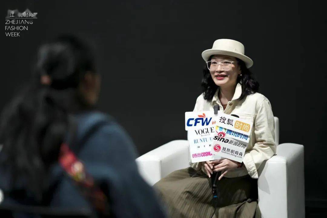 浙江藝術(shù)職業(yè)學(xué)院學(xué)校_浙江藝術(shù)職業(yè)學(xué)院百度貼吧_浙江省藝術(shù)職業(yè)學(xué)院