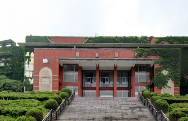 三江學院是怎么樣貴族學校嗎？學費多少？外界評價如何值得上嗎？