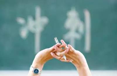 高考復讀2年_2021年新高考復讀兩年_新高考要復讀必須兩年