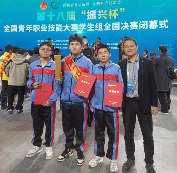 江西應用工程職業學院高職單招_武漢城市職業學院分數線_江西應用工程職業學院招生信息