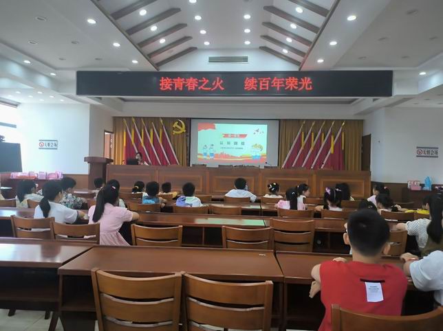 滁州技術學院_滁州職業技術學院 少先隊實踐營 團團帶隊