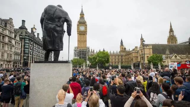 英國大本鐘時隔5年再敲響_大本鐘皇家藍表盤翻新_大本鐘修繕工程