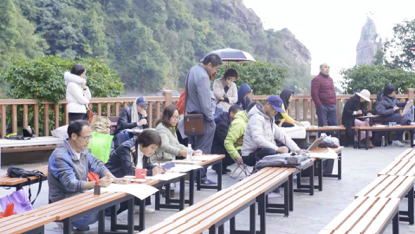 廣東省許欽松藝術基金會鄉(xiāng)村美術教師培育計劃_兒童美術培訓課程_鄉(xiāng)村美術教師培訓課程