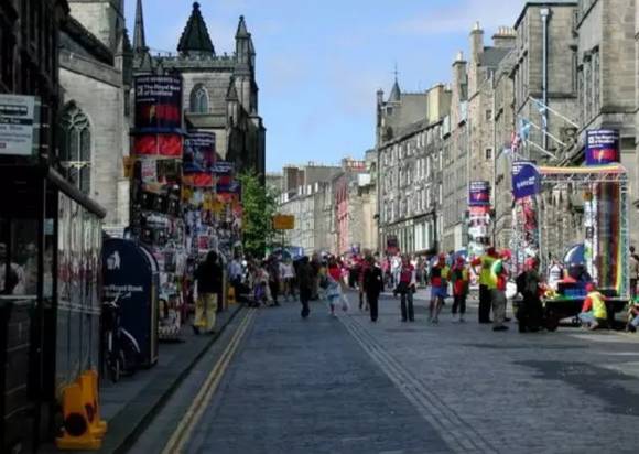 為什么我要來英國_英國留學(xué)一年后悔死了_英國留學(xué)普通家庭