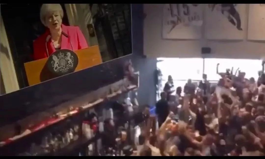 英國首相特蕾莎·梅離職原因_特蕾莎·梅脫歐協(xié)議遭否決_英國首相梅姨