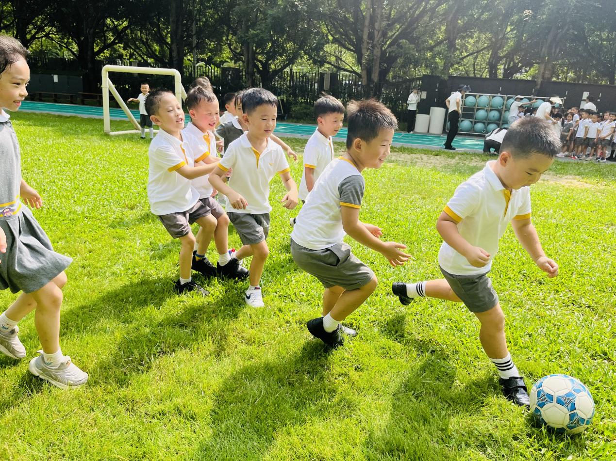 深圳幼兒園開學(xué)活動_深圳中小學(xué)開學(xué)典禮_小班開學(xué)寄語